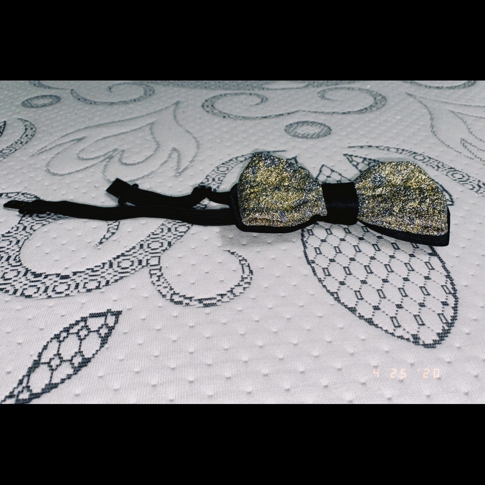 gold and silver bow tie